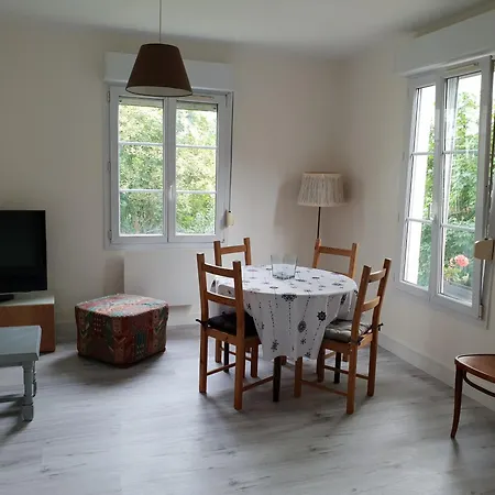 Holiday home Maison A Les Moulineaux, Proche De Paris *